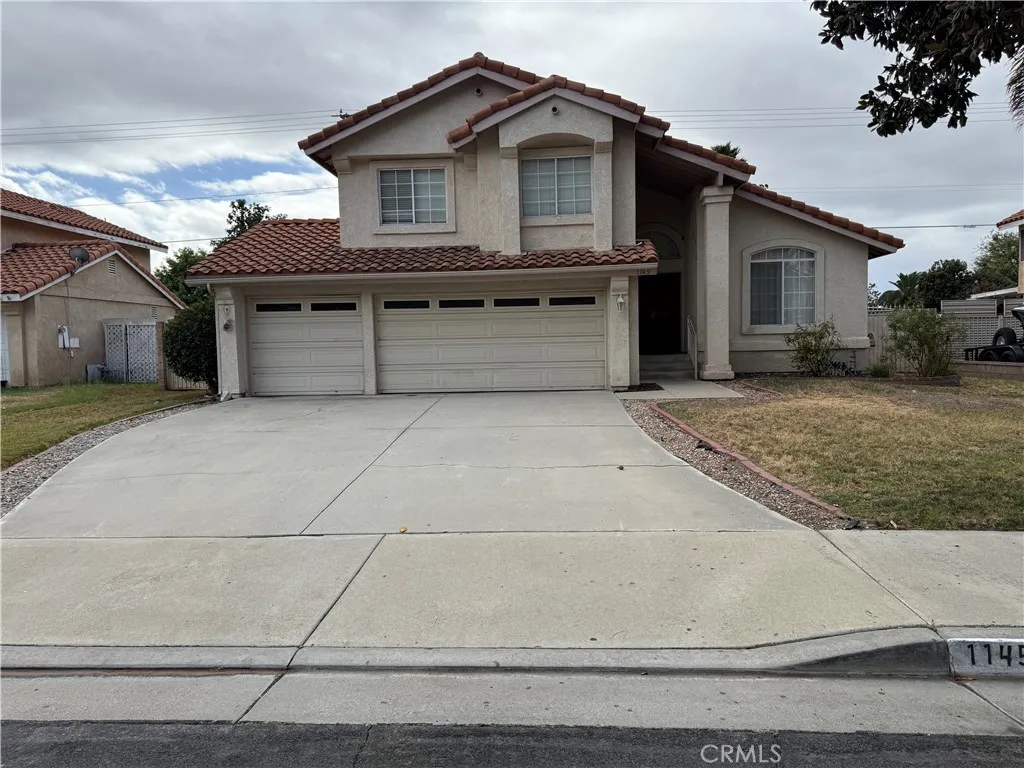 1145 Viento, Hemet, California 92543 home-pic-1